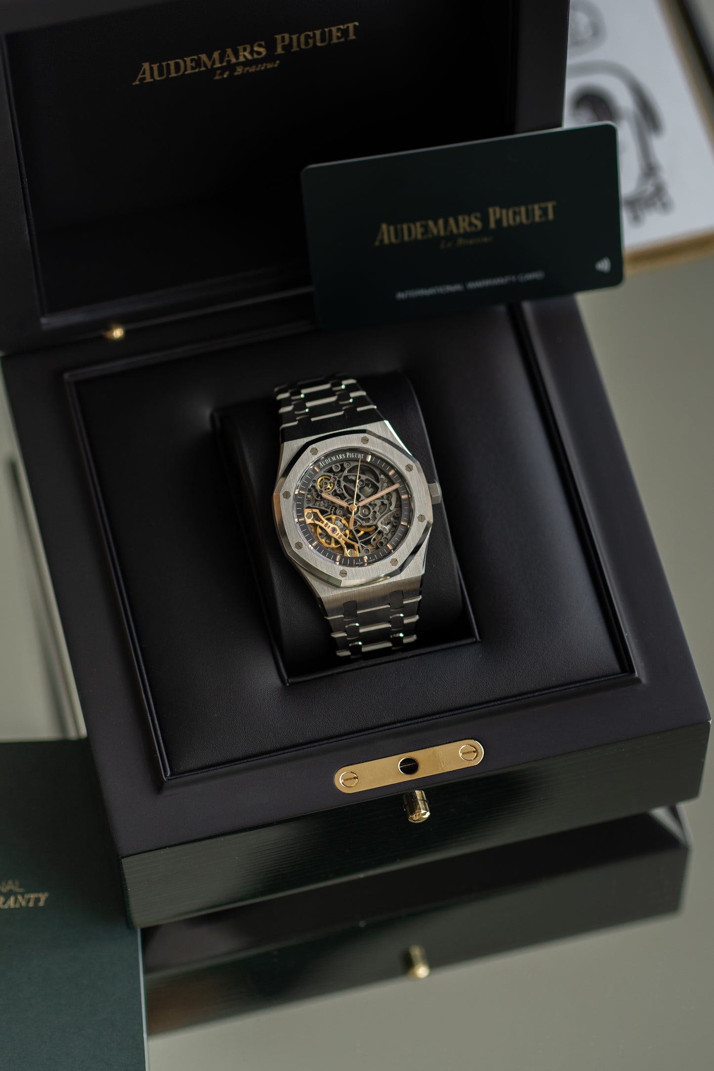 Audemars Piguet Royal Oak "A scheletrato a doppio bilanciere" ref.15407ST.00.1220ST.01