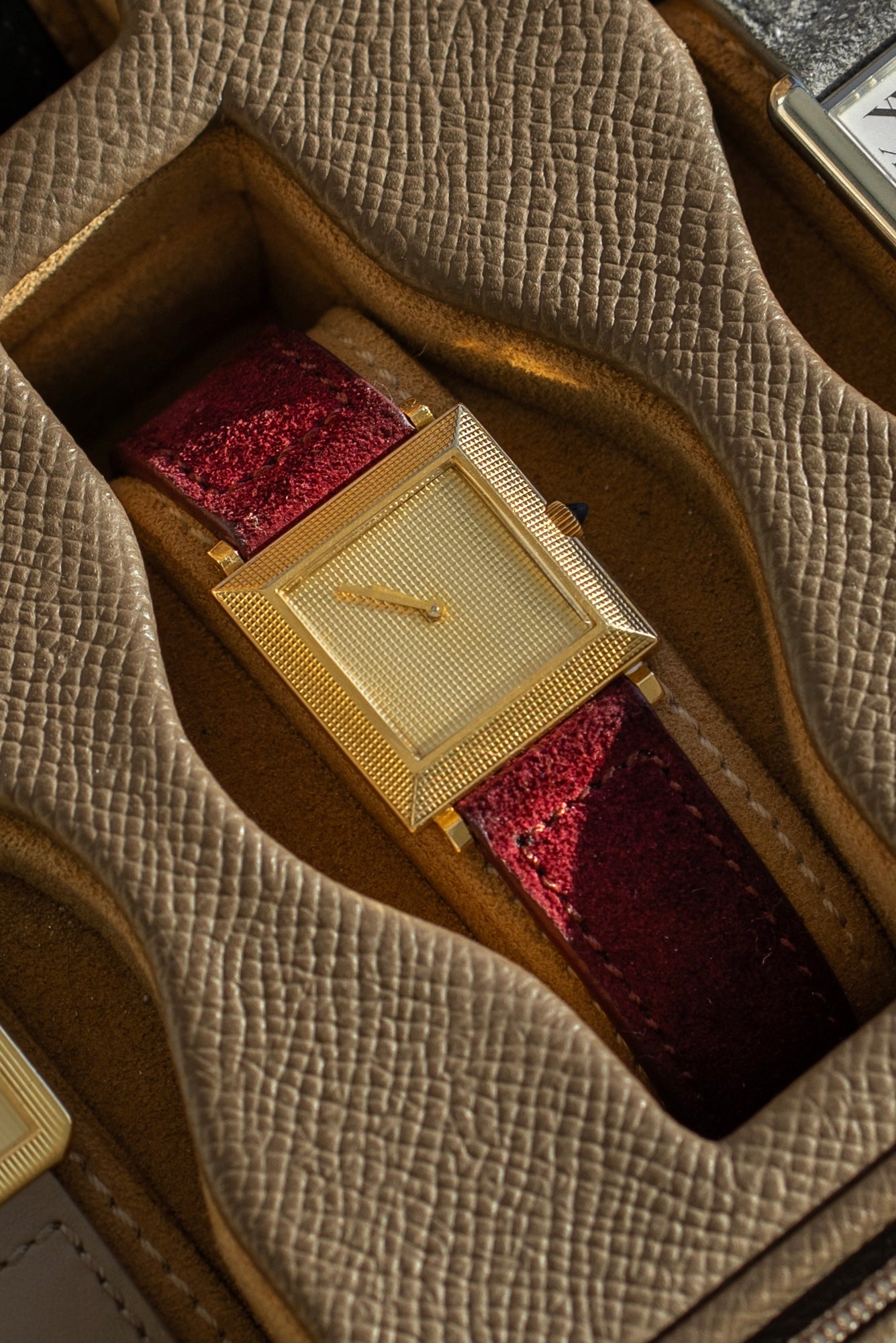 Boucheron Carrée "Clous de Paris" ref.BT1203255