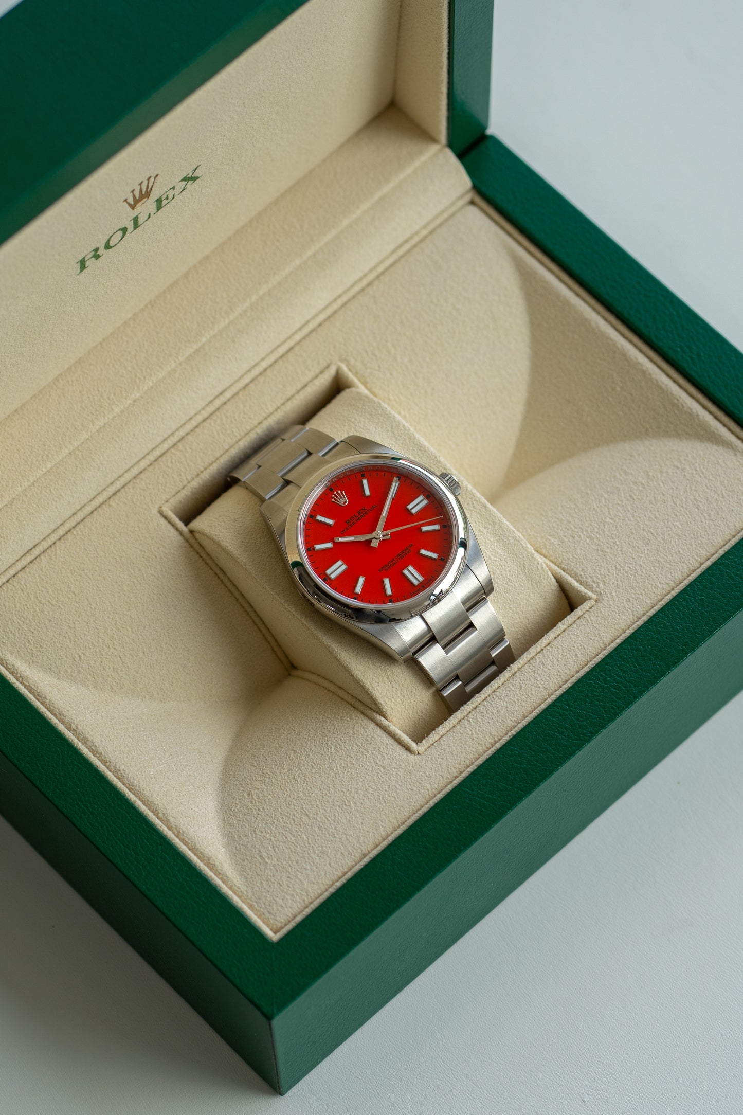 Rolex Oyster Perpetual 41 "Rosso corallo" ref.124300