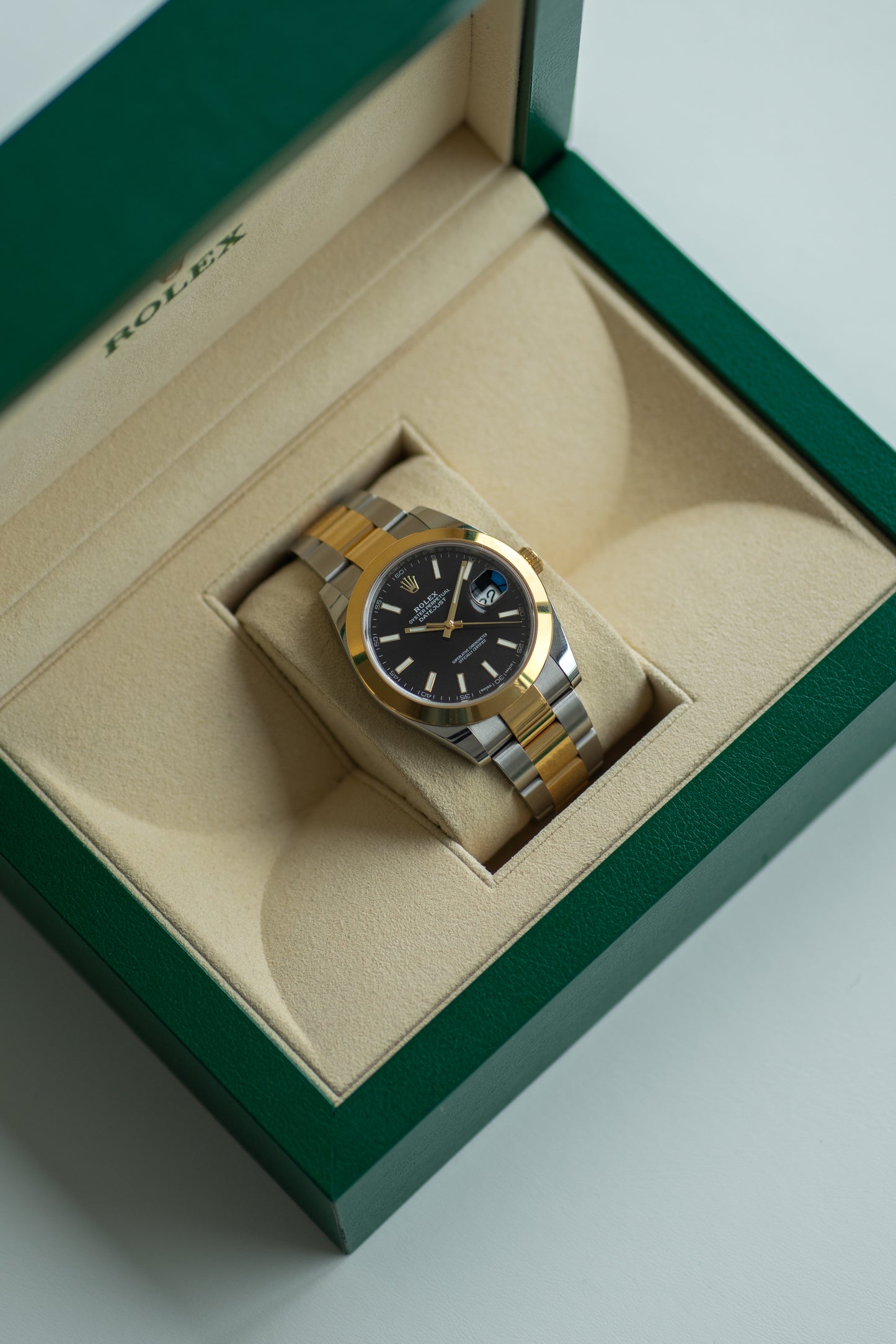 Rolex Datejust 41mm "tweekleurige zwarte wijzerplaat" ref.126303
